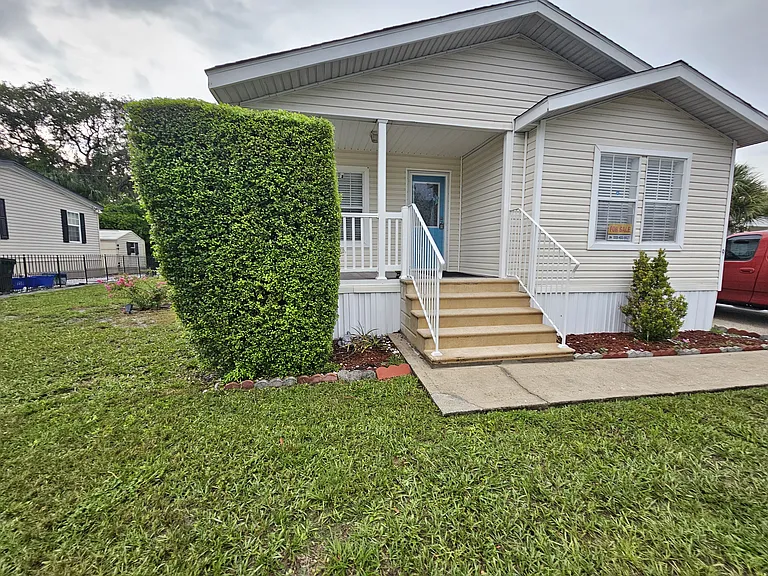 9 Carriage Cove Way — Photo 1