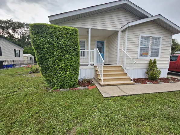 9 Carriage Cove Way, Sanford, FL 32773