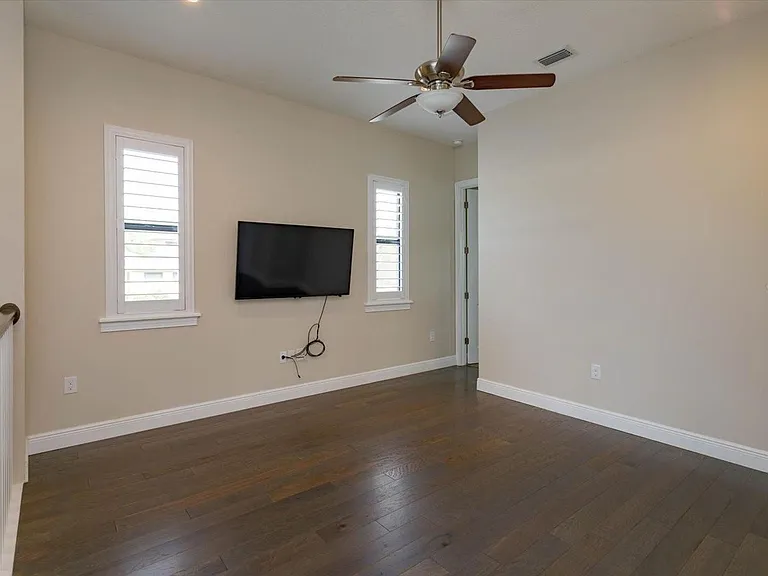 1441 Oneco Ave — Photo 22