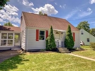 89 Midway St, Springfield, MA 01151