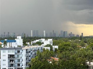 2555 Collins Ave APT 910, Miami Beach, FL 33140