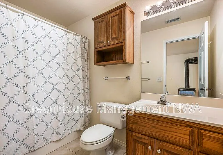 28 Latshaw Dr — Photo 27