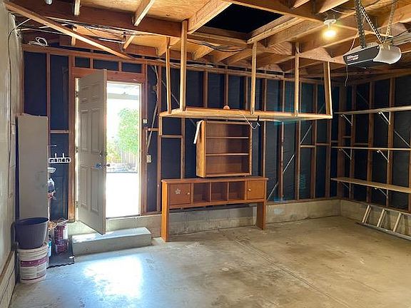 3rd image of 14955 Avenida Venusto Unit 61
