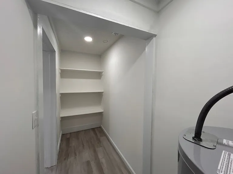 308 W Kivett St — Photo 12