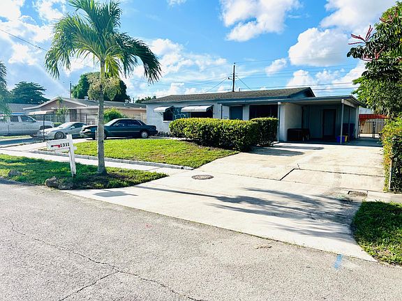 2nd image of 1311 W 3rd Street