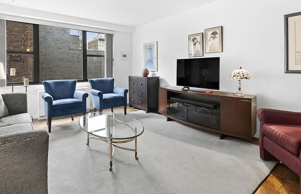 1st image of 7 E 14th St APT 1525