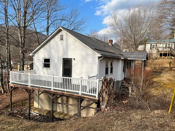 5th image of 48 Incubator Hollow Rd