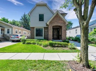 1412 Bennaville Ave, Birmingham, MI
