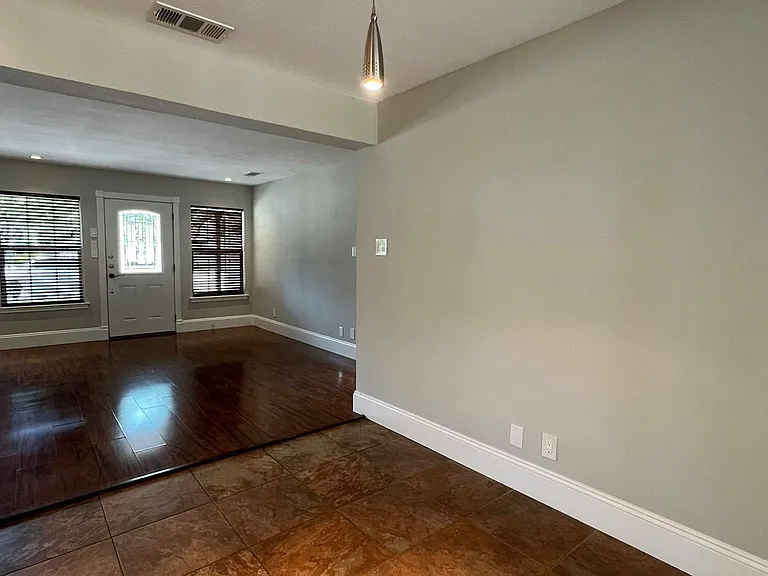 1313 Casa Vale Dr — Photo 18