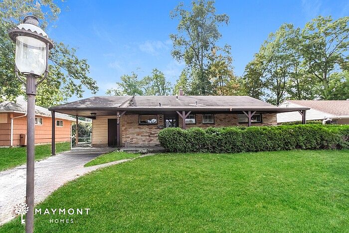 2nd image of 8699 Desoto Dr