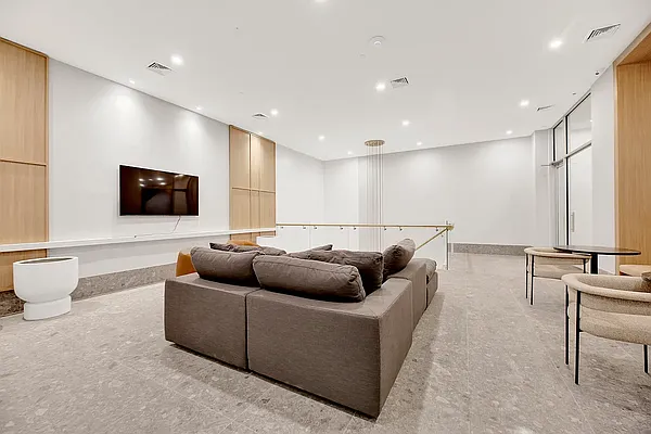 Rented by Goose Property Management LLC | media 9