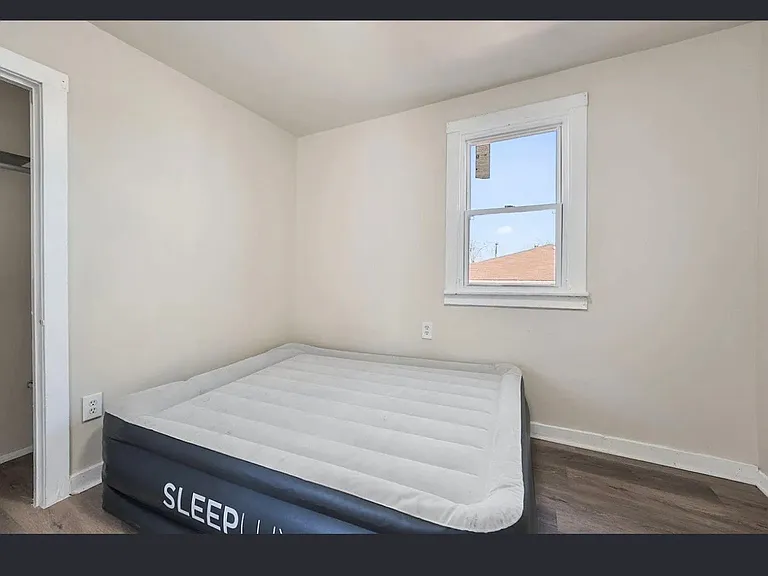 3906 Catalpa St #3 — Photo 5