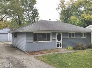 912 N Fell Ave, Normal, IL 61761