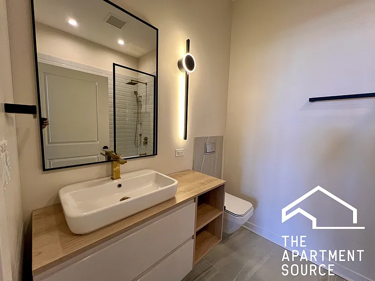 6340 W Belmont Ave #403 — Photo 7