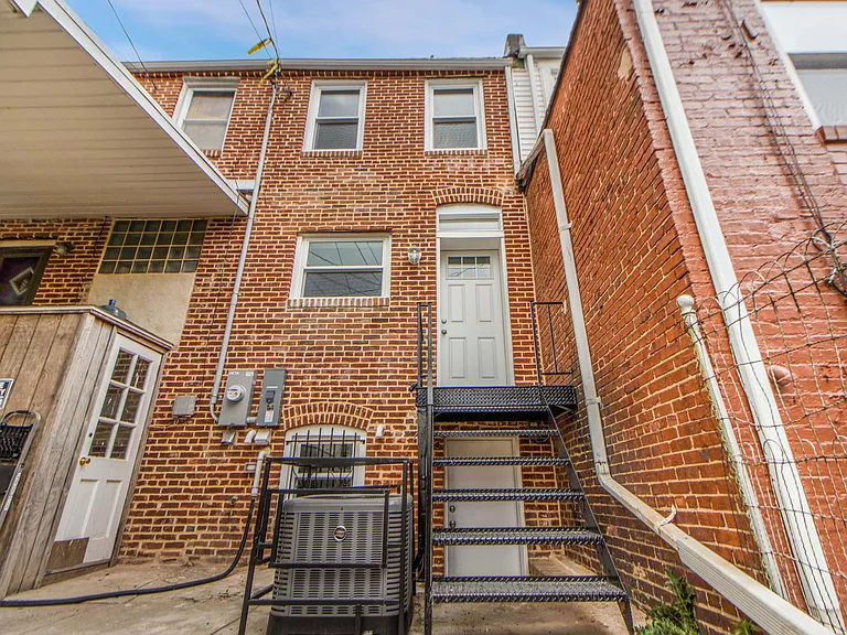 333 S Conkling St #A — Photo 35
