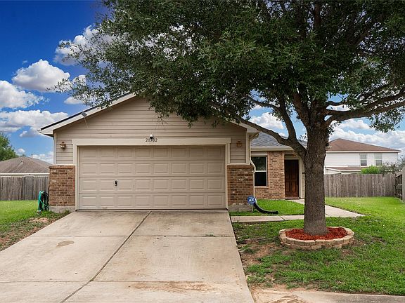 2nd image of 20502 Moonrise River Ln