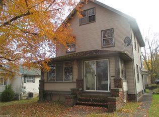 374 Maplewood Ave, Struthers, OH 44471