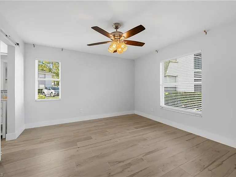 1330 Derbyshire Ct #E-101 — Photo 14