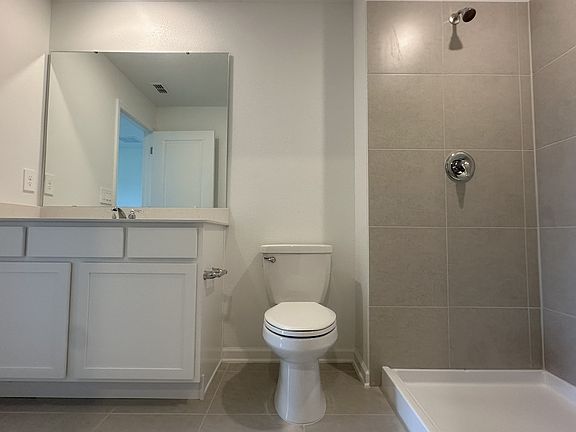 5th image of 2514 McKinley Dr