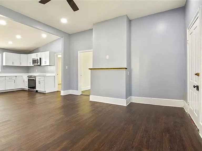 28 Plum St — Photo 2