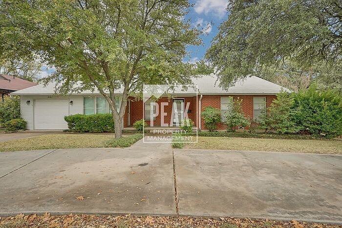 1st image of 4127 Trail Lake Dr
