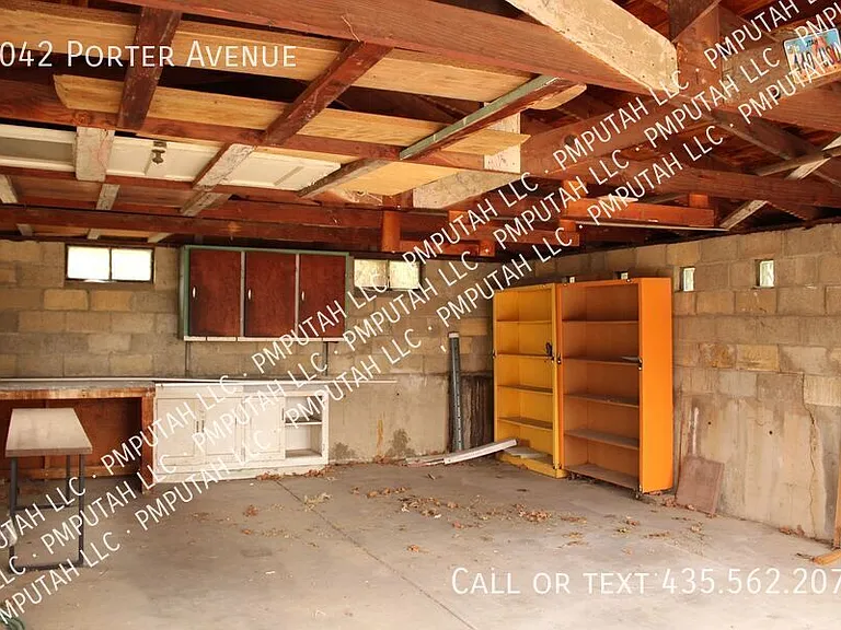 4042 S Porter Ave — Photo 8