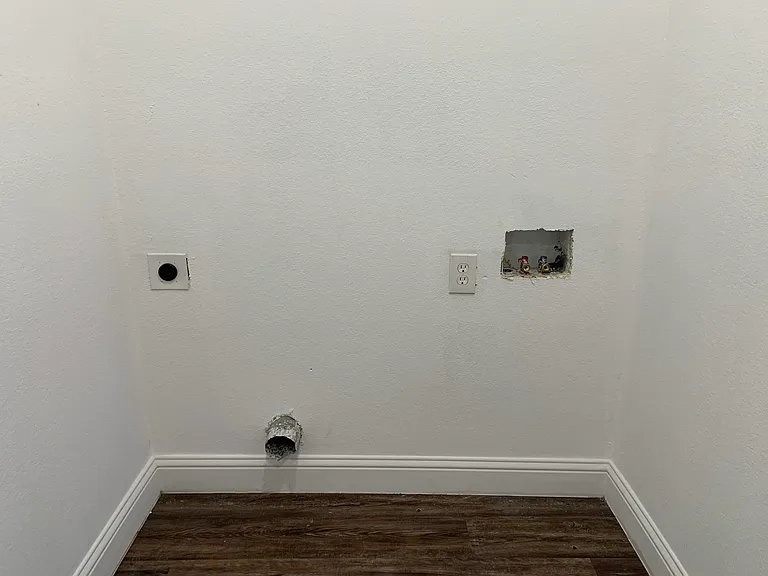 1433 S Travis St #A — Photo 20