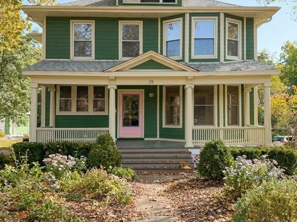 28 S Maple Ave, Saint Louis, MO 63119