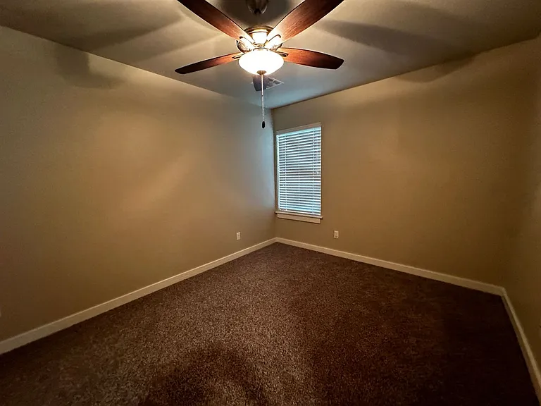 1419 Macalpine St — Photo 23