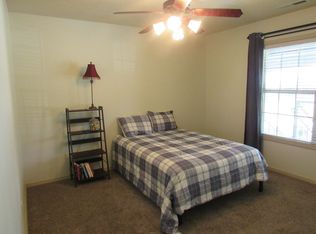 7 Par Ln, Branson West, MO 65737