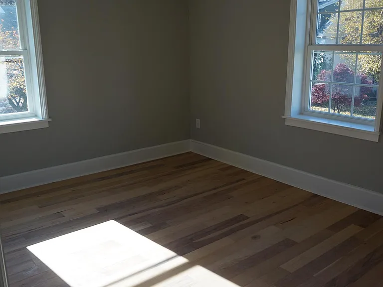 2 Friendship Cir #2 — Photo 14