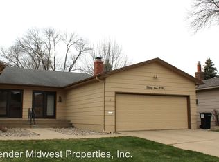 2905 S 1st Ave, Sioux Falls, SD 57105