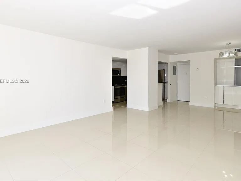 20505 E Country Club Dr #237 — Photo 5