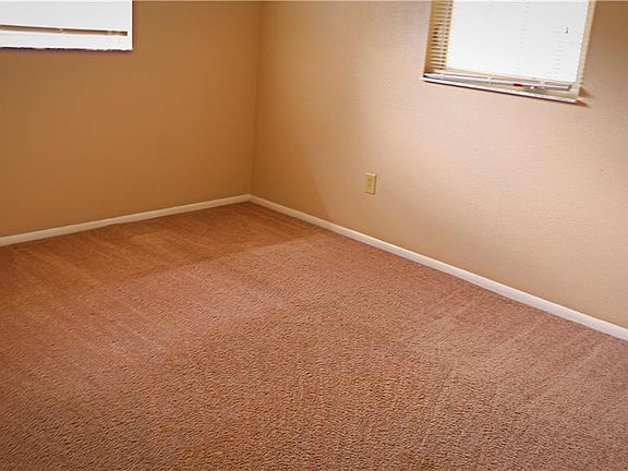 5th image of 529 92nd Ave N