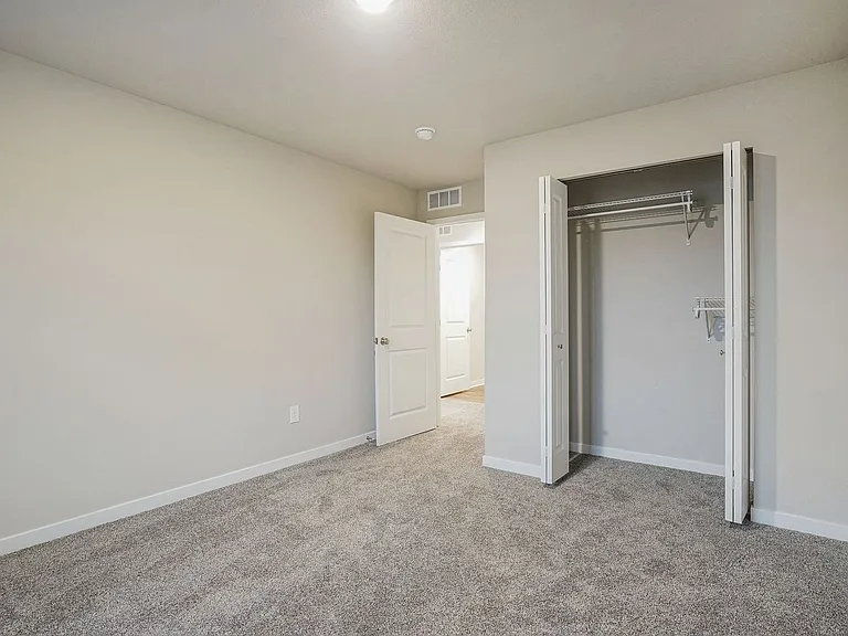 834 Winchester St — Photo 18