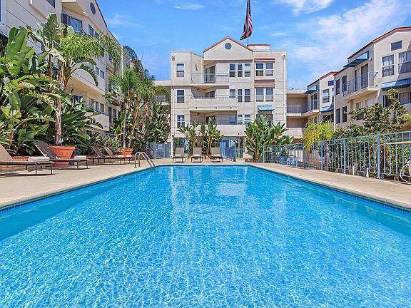 3rd image of 930 Figueroa Ter APT 643
