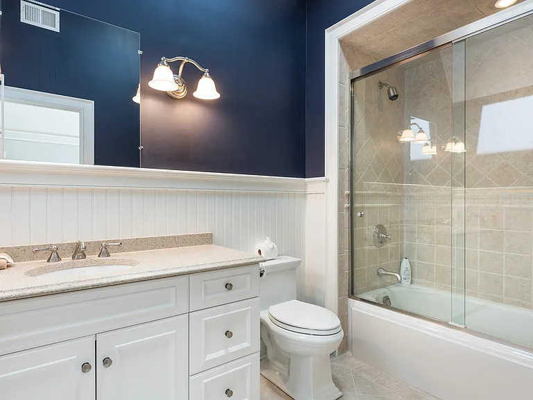 862 Old Sag Harbor Rd — Photo 21