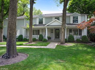1213 Spruce Dr, Glenview, IL