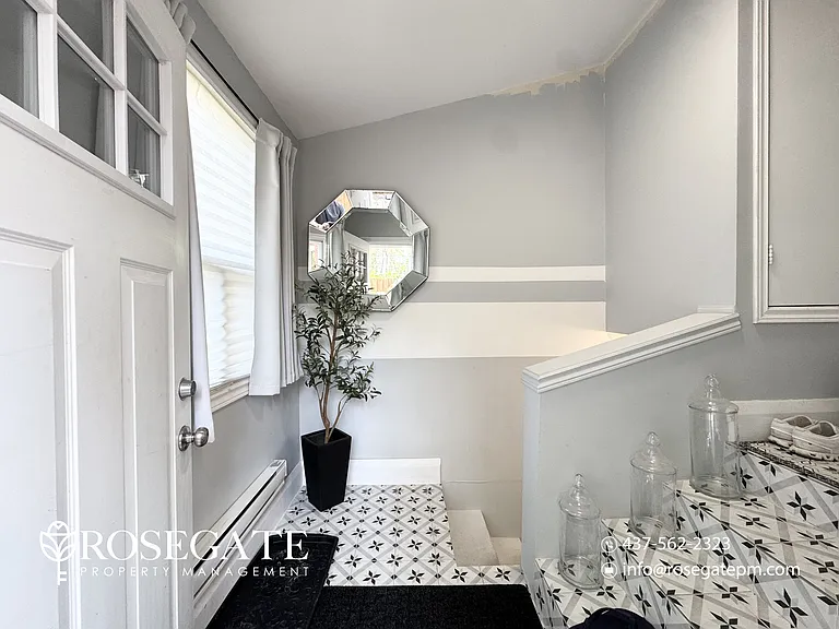 40 Chryessa Ave #2 — Photo 11