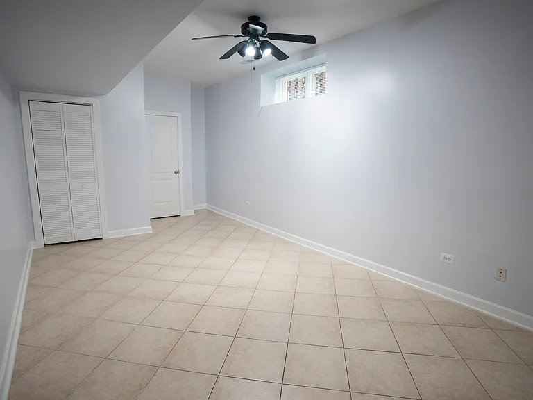 2416 N Greenview Ave #G — Photo 16