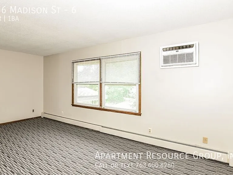 236 Madison St #6 — Photo 7