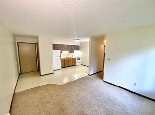 1030 E Court Street, Iowa City, IA 52240