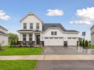 2730 Isabelle Dr, Victoria, MN 55386