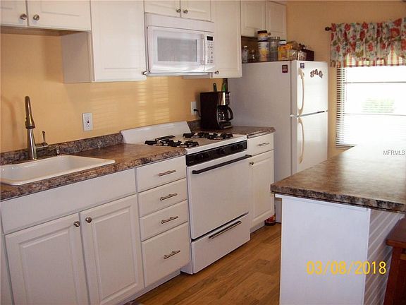 3rd image of 6742 Hikina Dr