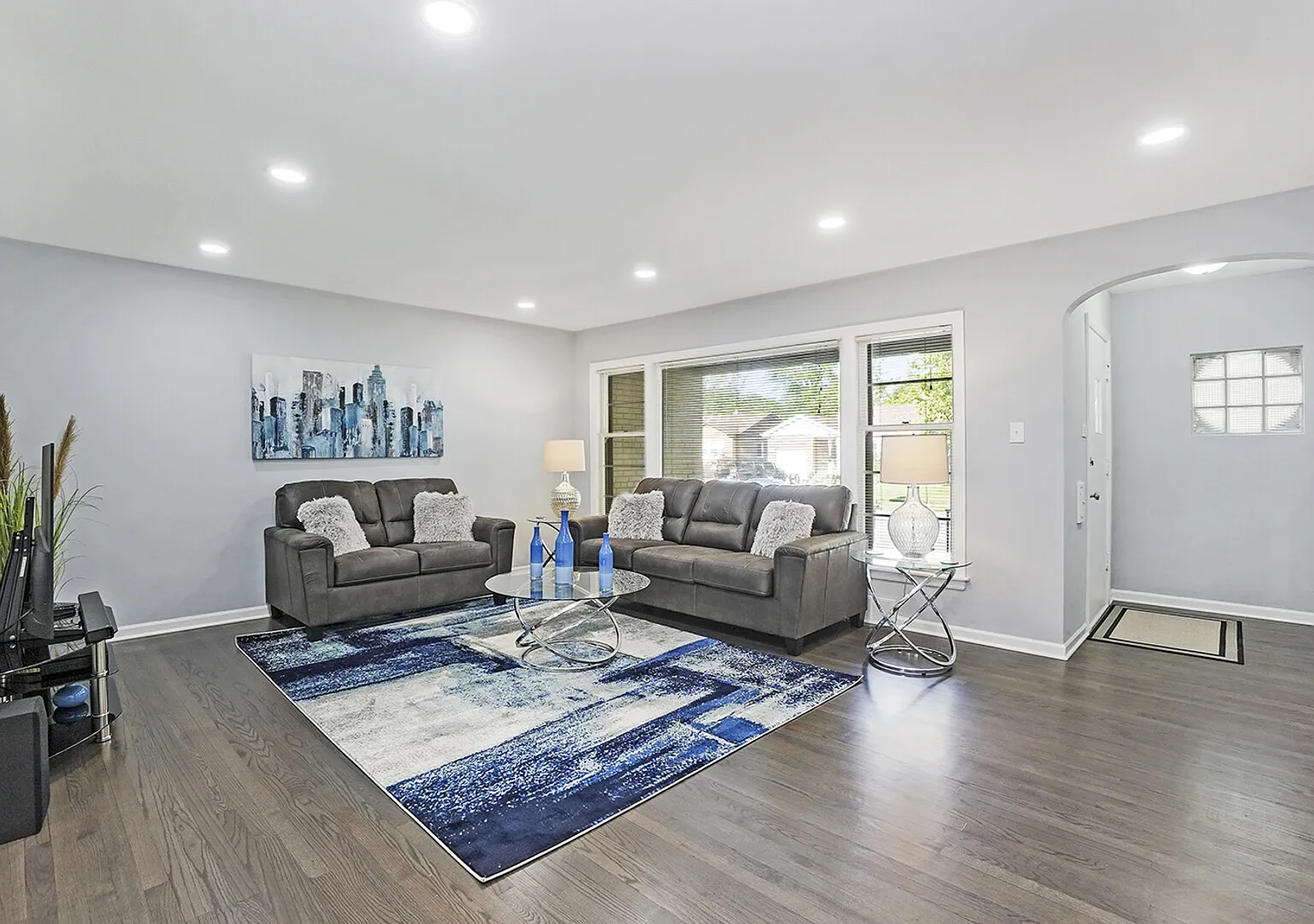 Homewood Rental - Marshfield Ave — Photo 1