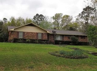 201 Hurricane Rd, Natchez, MS 39120