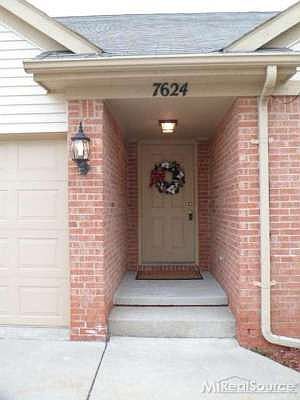 3rd image of 7624 Amanda Cir