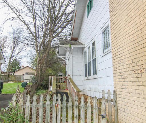 5th image of 3614 Alpine Dr