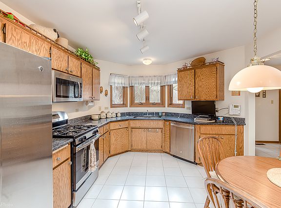 5th image of 11213 Marley Brook Ct