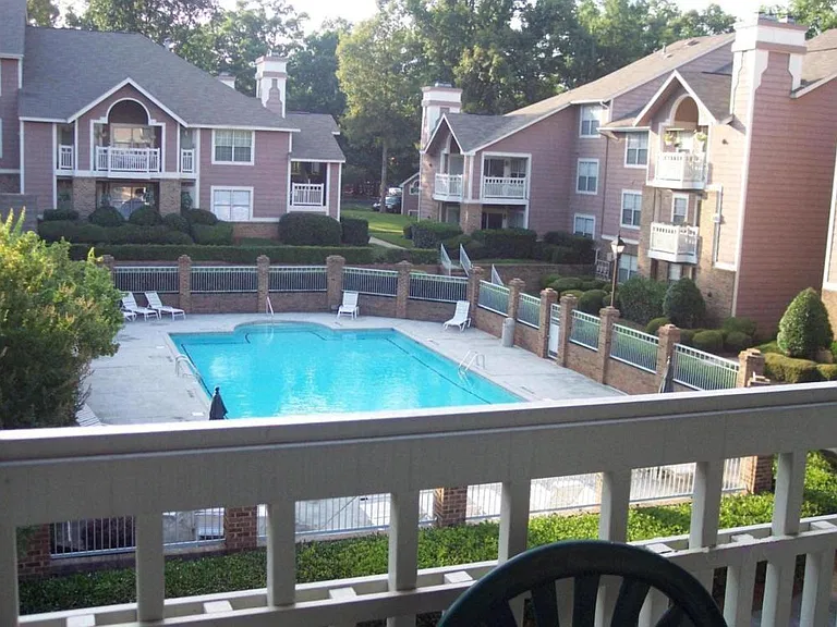Chalcombe Court swimming pool and sundeck.